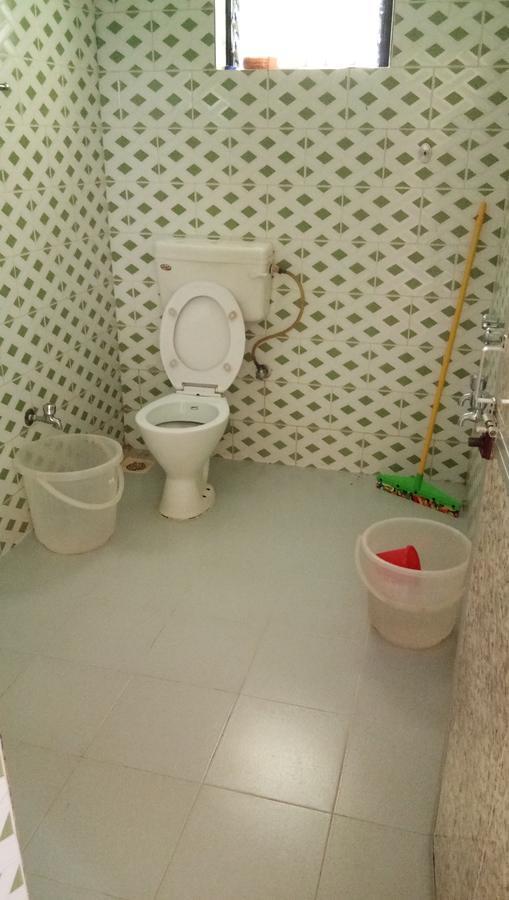 Joaquina'S Guest House กาลังกูติ ภายนอก รูปภาพ